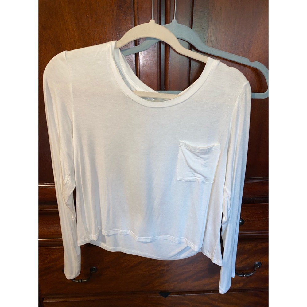 Women’s basic tee